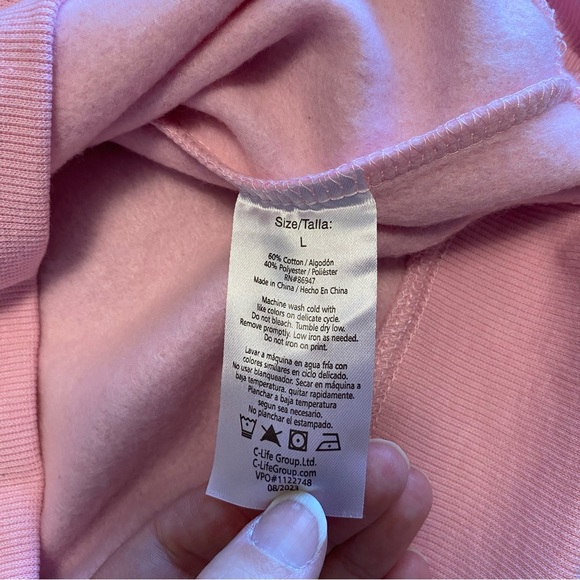 NWOT Barbie Cropped L Sweatshirt; Ski Club; Winter; Adorable; Pink; Holiday Snow - Picture 7 of 7